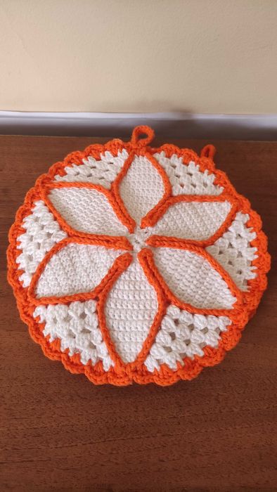 Кухненски ръкохватки плетени на една кука