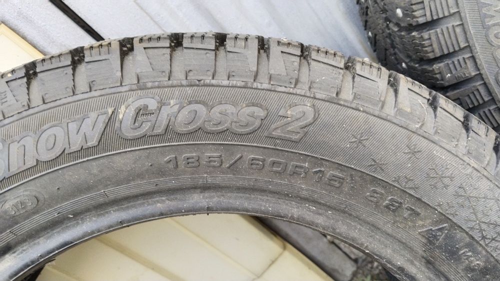 Резина состояние новой резины в количестве 2 шт