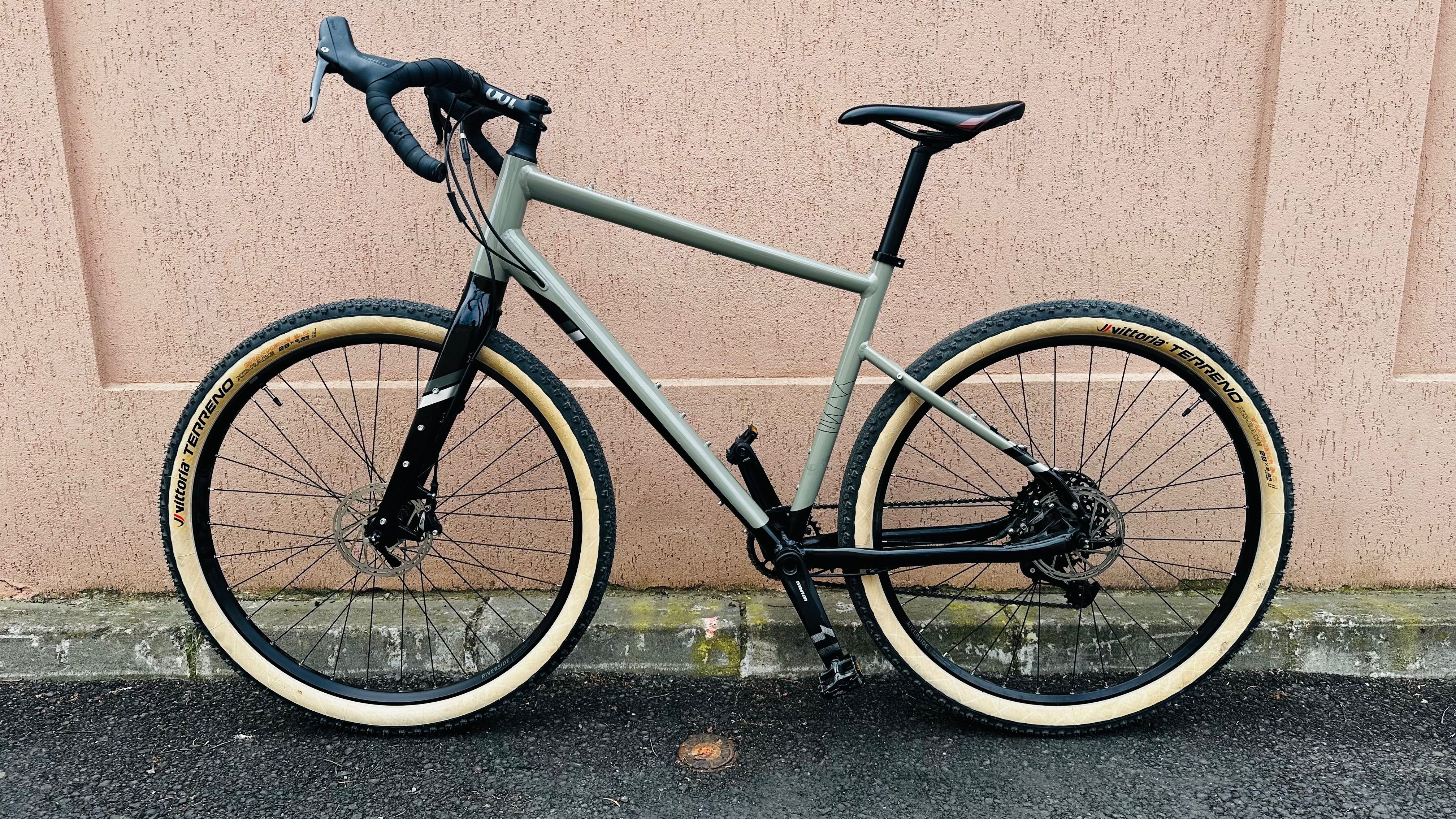 Gravel 29”er Sram Rival Hidraulice bicicleta 1x11 Bikepacking