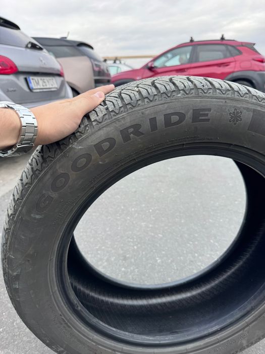 2 buc Goodyear215/55/R17