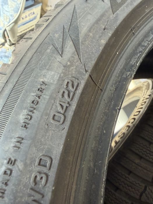 255/40/18 Bridgestone 2бр дот22