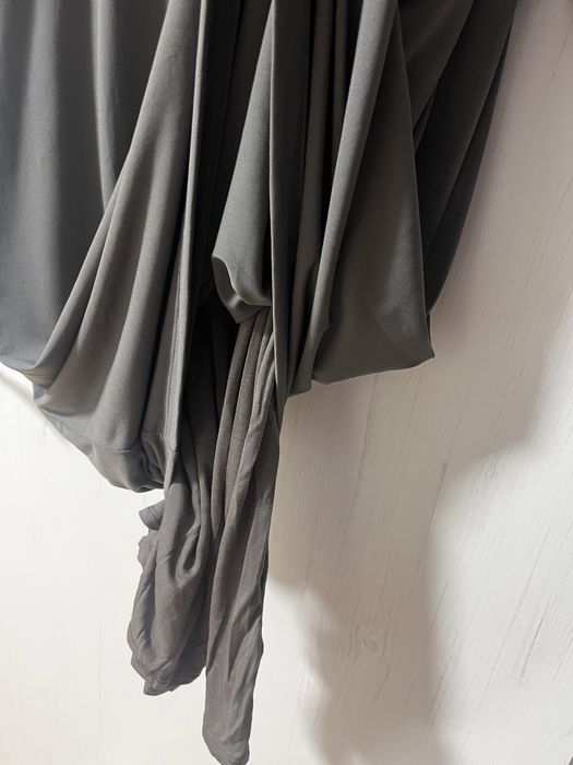 Нова рокля-Guess