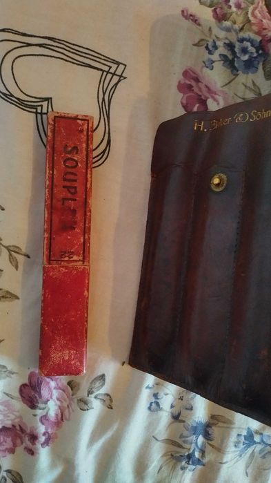 Калъф  кожен за бръсначи