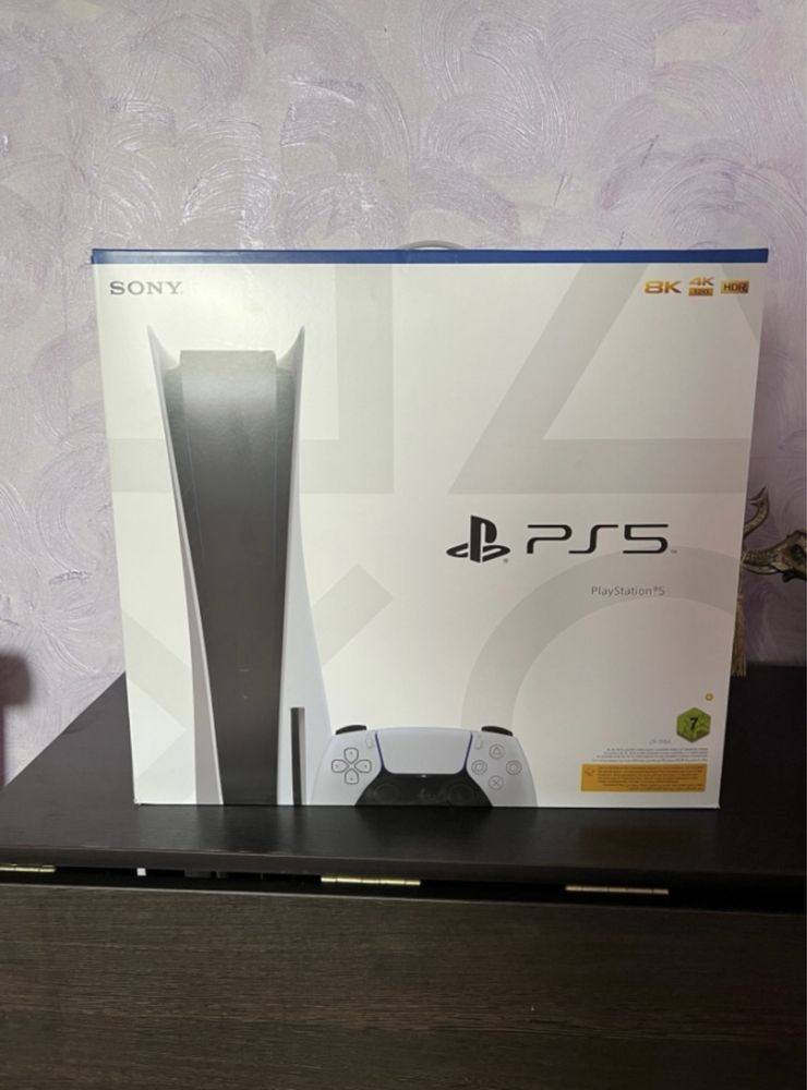 PlayStation 5 + EA FC24