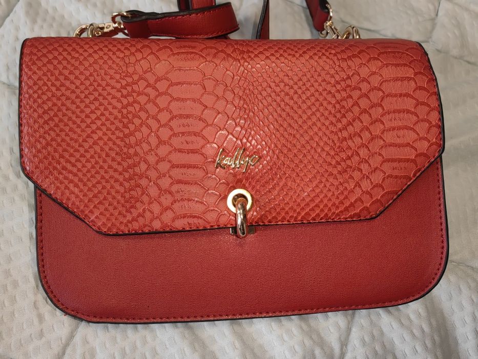 Дамска чанта - елегантна