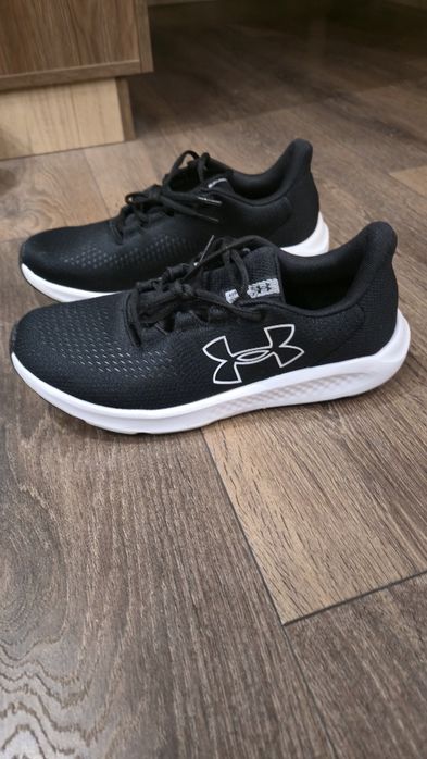 Under armour маратонки