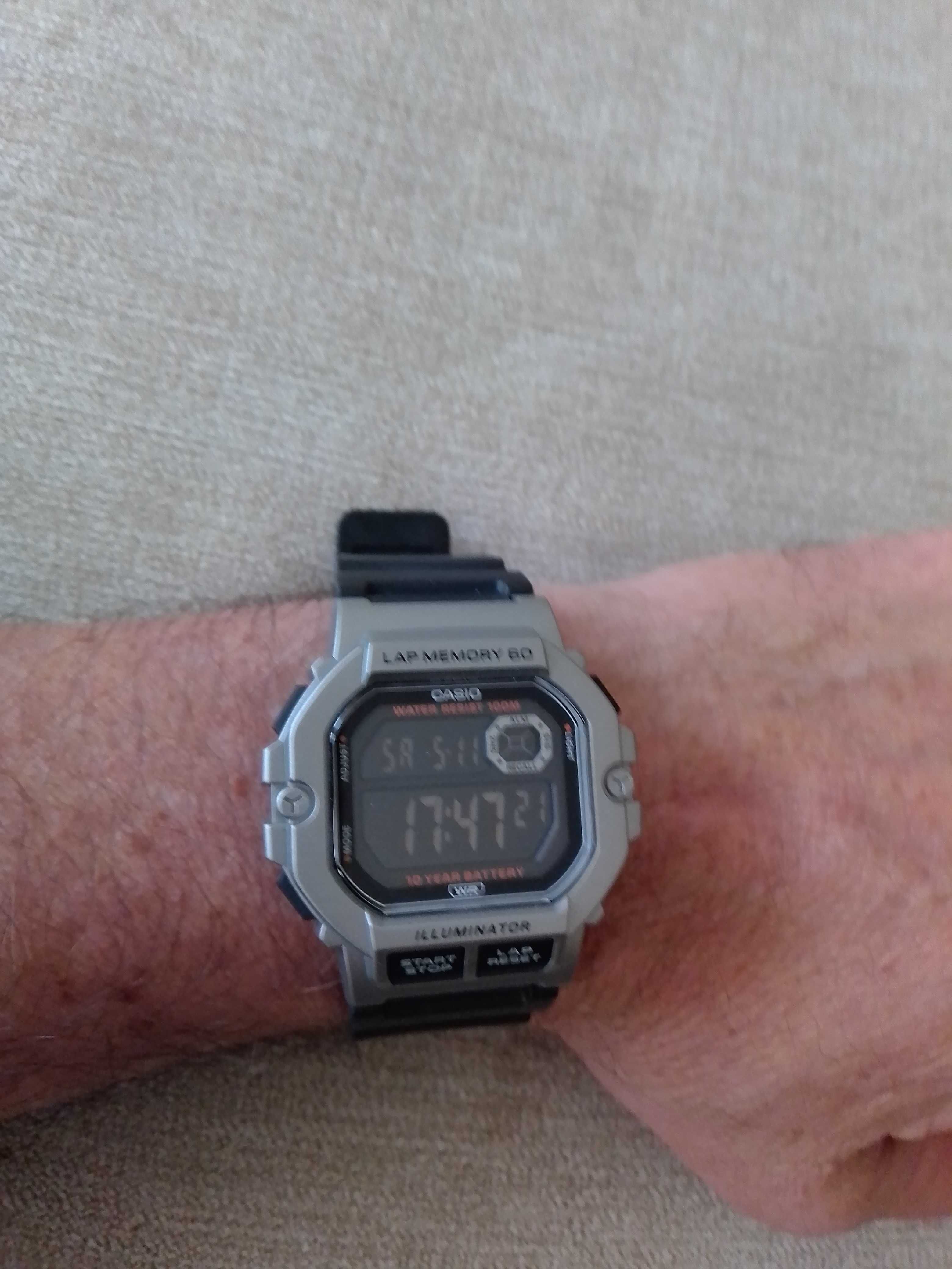 Часовник Casio 1400H