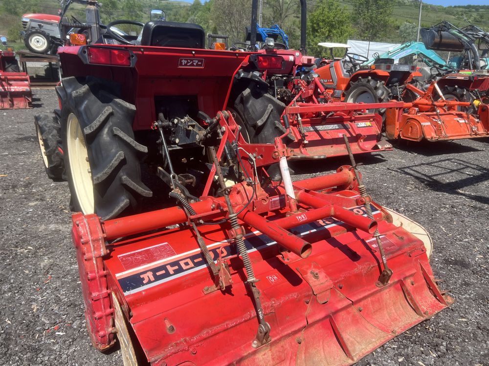 Tractoras tractor japonez yanmar F20 DT