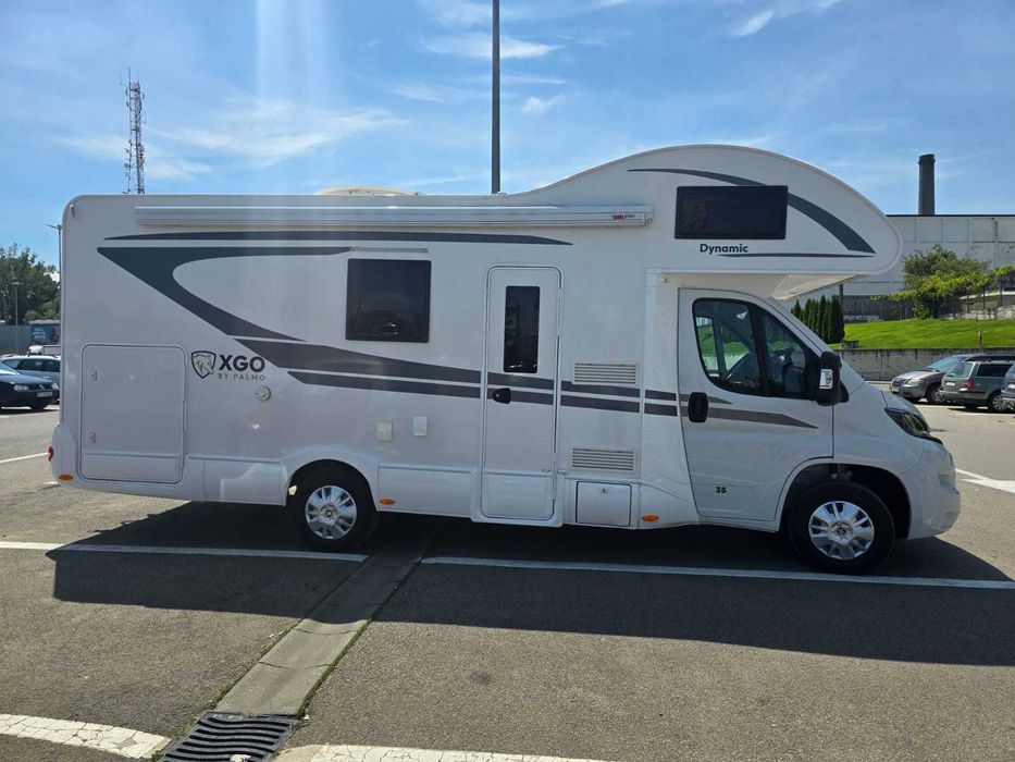 Autorulota Peugeut Xgo 2024 6 locuri