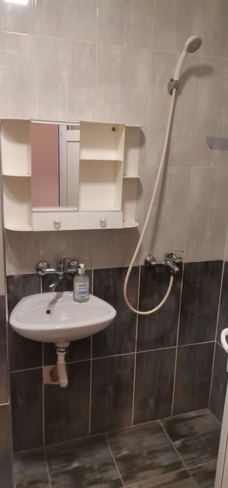 Давам апартамент под наем