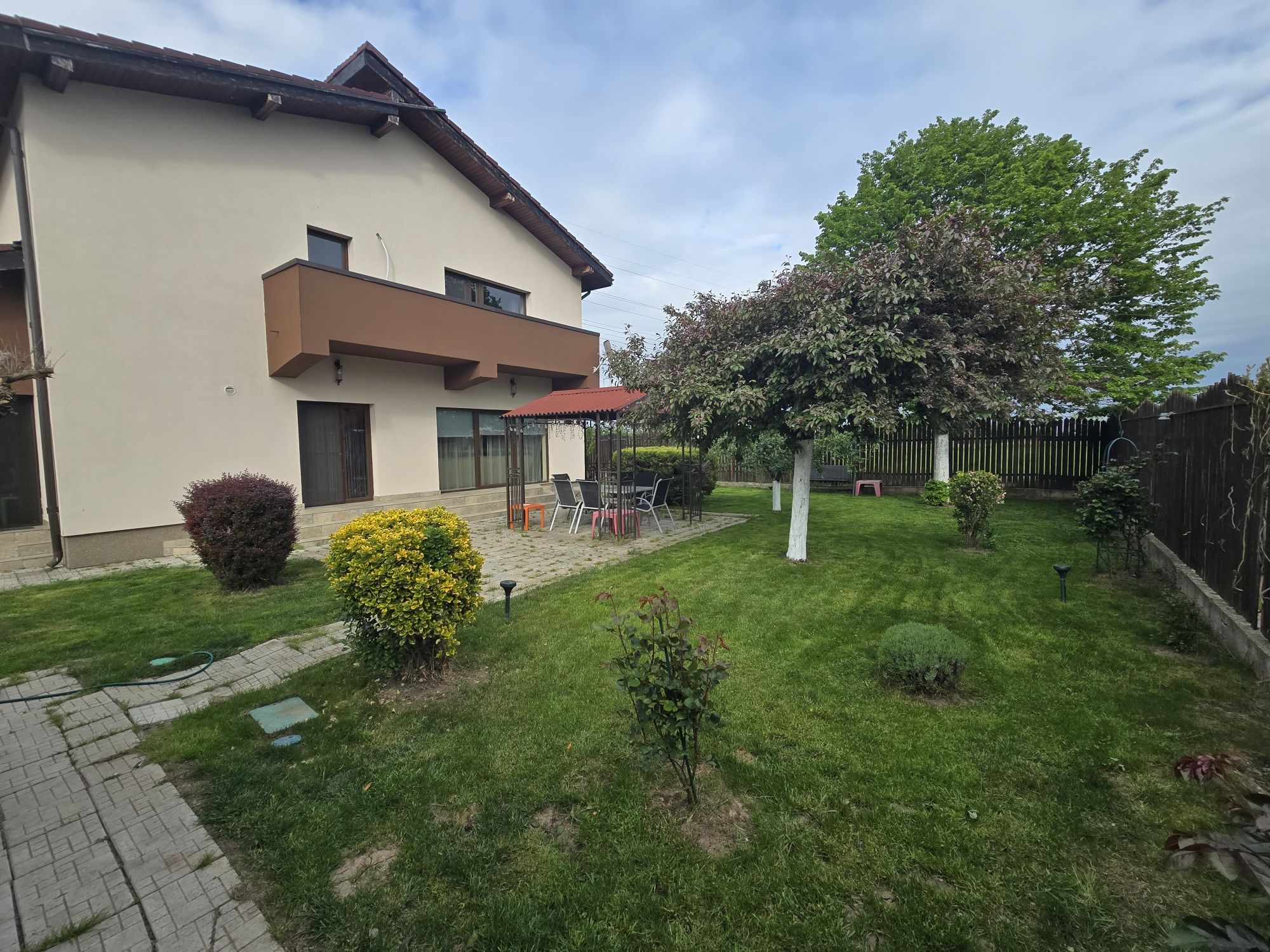 Se vinde casa in Buda Bragadiru Cornetu costuri minime intretinere 234