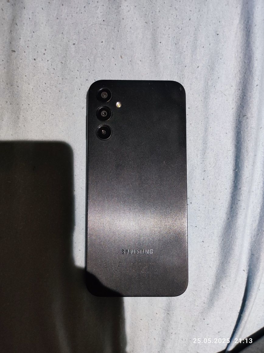 Продавам samsung galaxy a14 5G