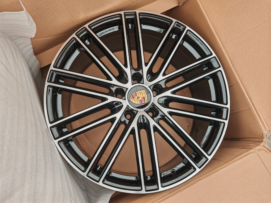 vand jante de aliaj pentru Porsche Cayenne pe 21 marca RC wheels