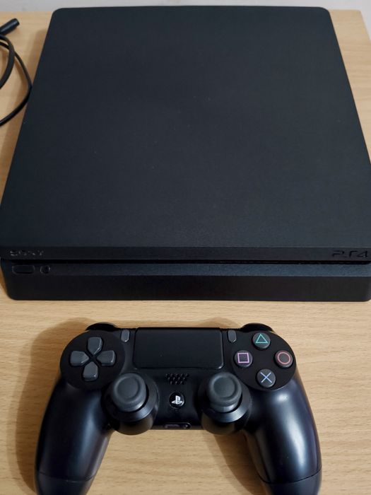 PlayStation 4 Slim + Jocuri!!!