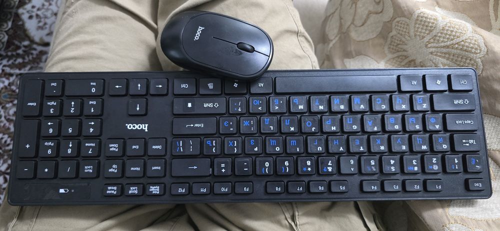 Беспроводная клавиатура и мышь hoco.