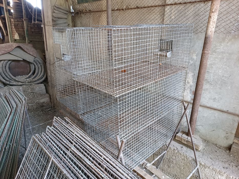 Клетки переноски для различных целей, для птиц кур или животных