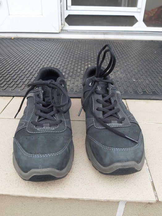 Pantofi ECCO de piele nubuck, marimea 39
