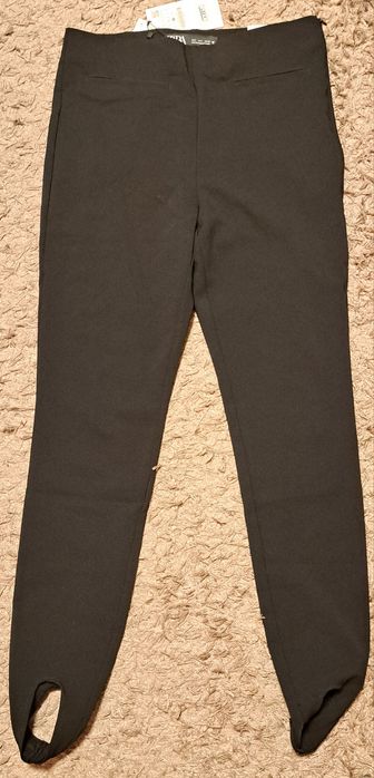 НОВ Панталон ZARA