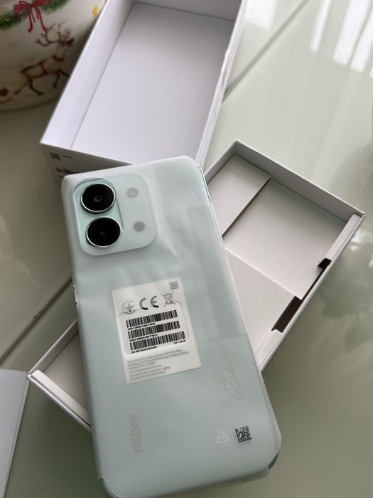 Чисто нов гаранция 2г REDMI 15C  128GB