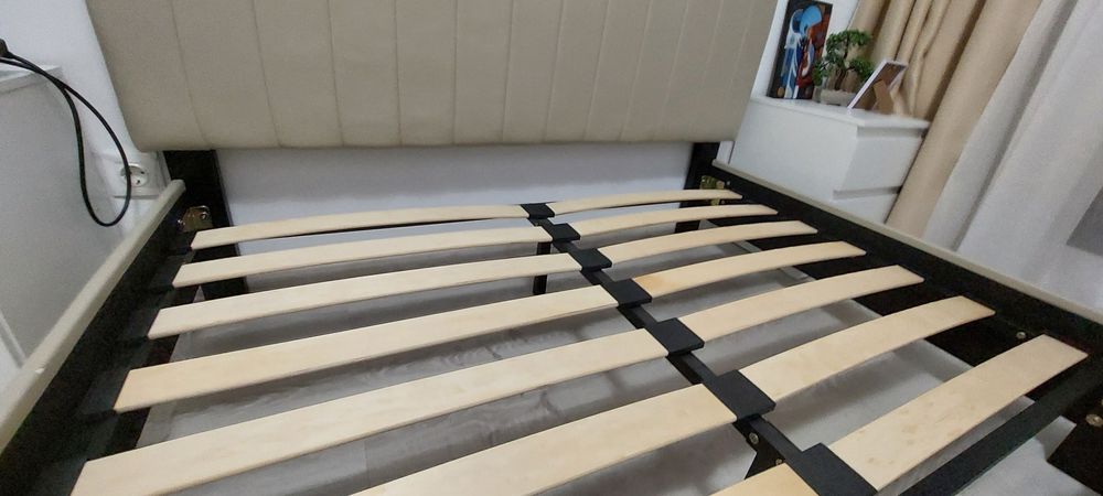 Pat cu somiera si saltea  140/200