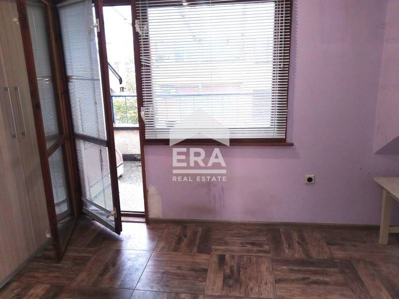 Компактен апартамент до автогарата