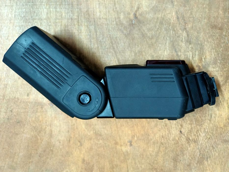 Фотовспышка фирмы "Sigma"