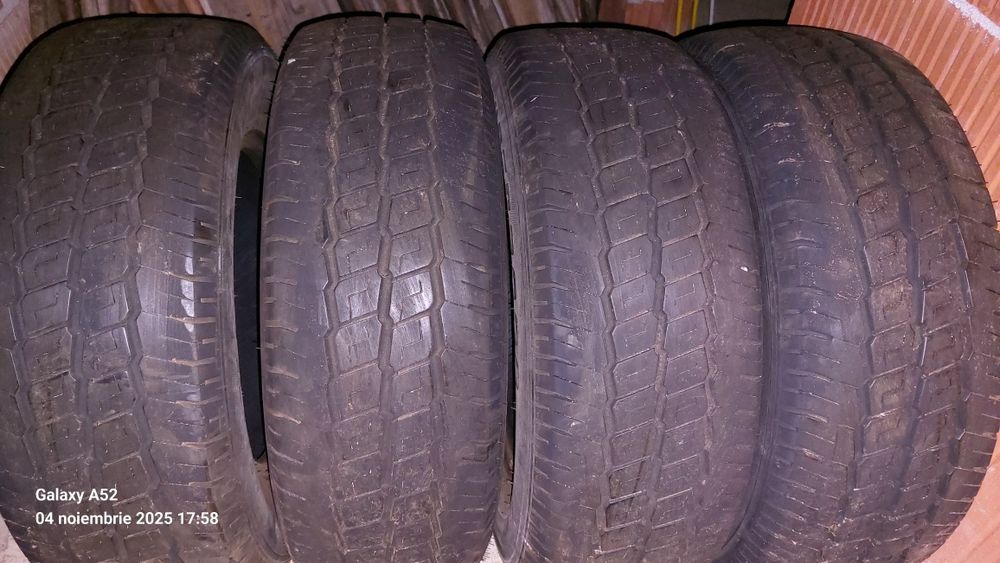 Vand anvelope iarna 235/65/ R16 C Hifly Super 2000 .