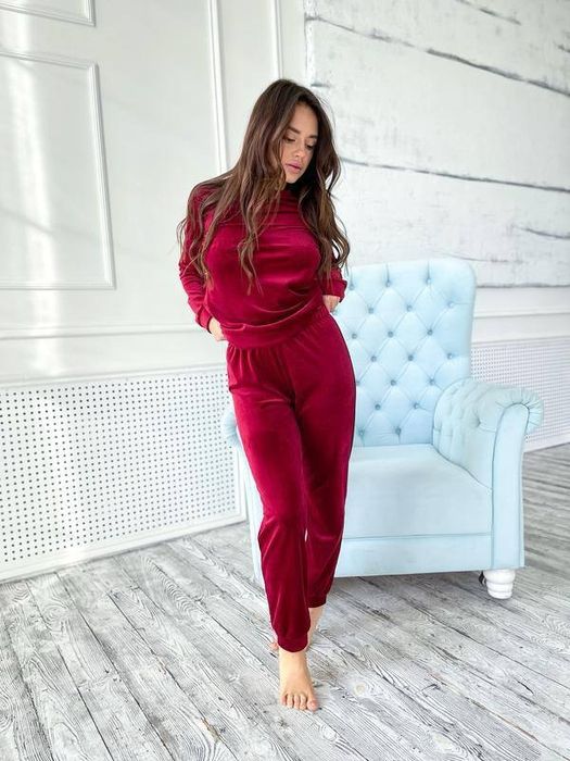 Compleuri din catifea