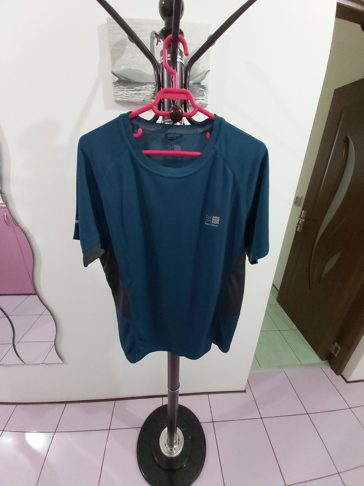 Tricou sport bărbătesc, marca Karrimor, mărimea M