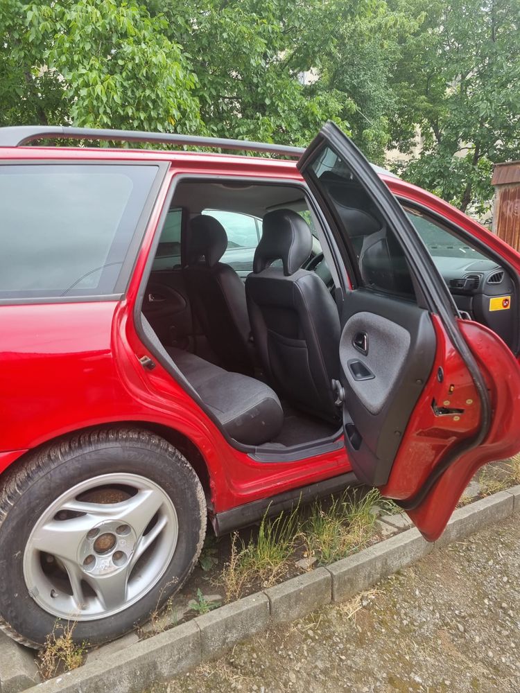 Volvo v40, 2.0 TDI An 2000