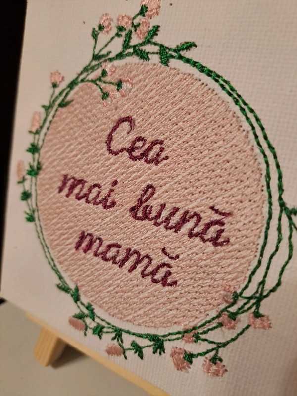 Tablou brodat pentru mama