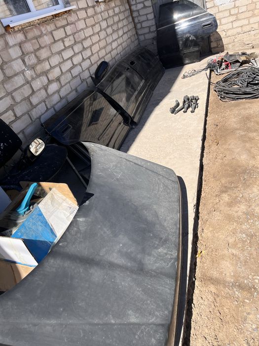 Марк 2 90 двери рычаги молдинги багажник