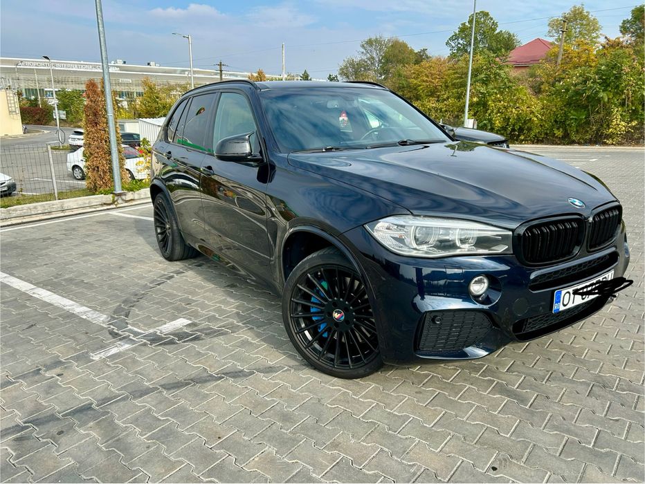 BMW  x5 M50 D 381 CP masina este in stare foarte buna