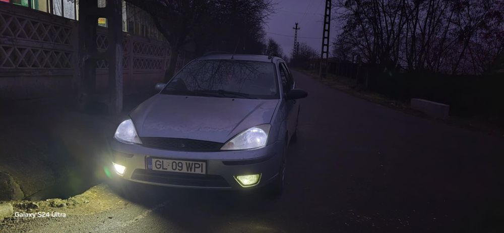 Vând pentru dezmembrări