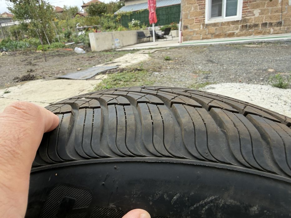 Гуми Gripmax SureGrip A/S Nano 215/65R16