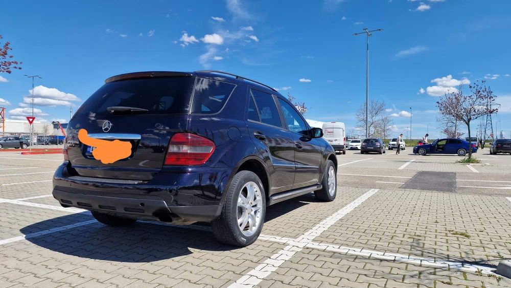 Vând Mercedes Benz