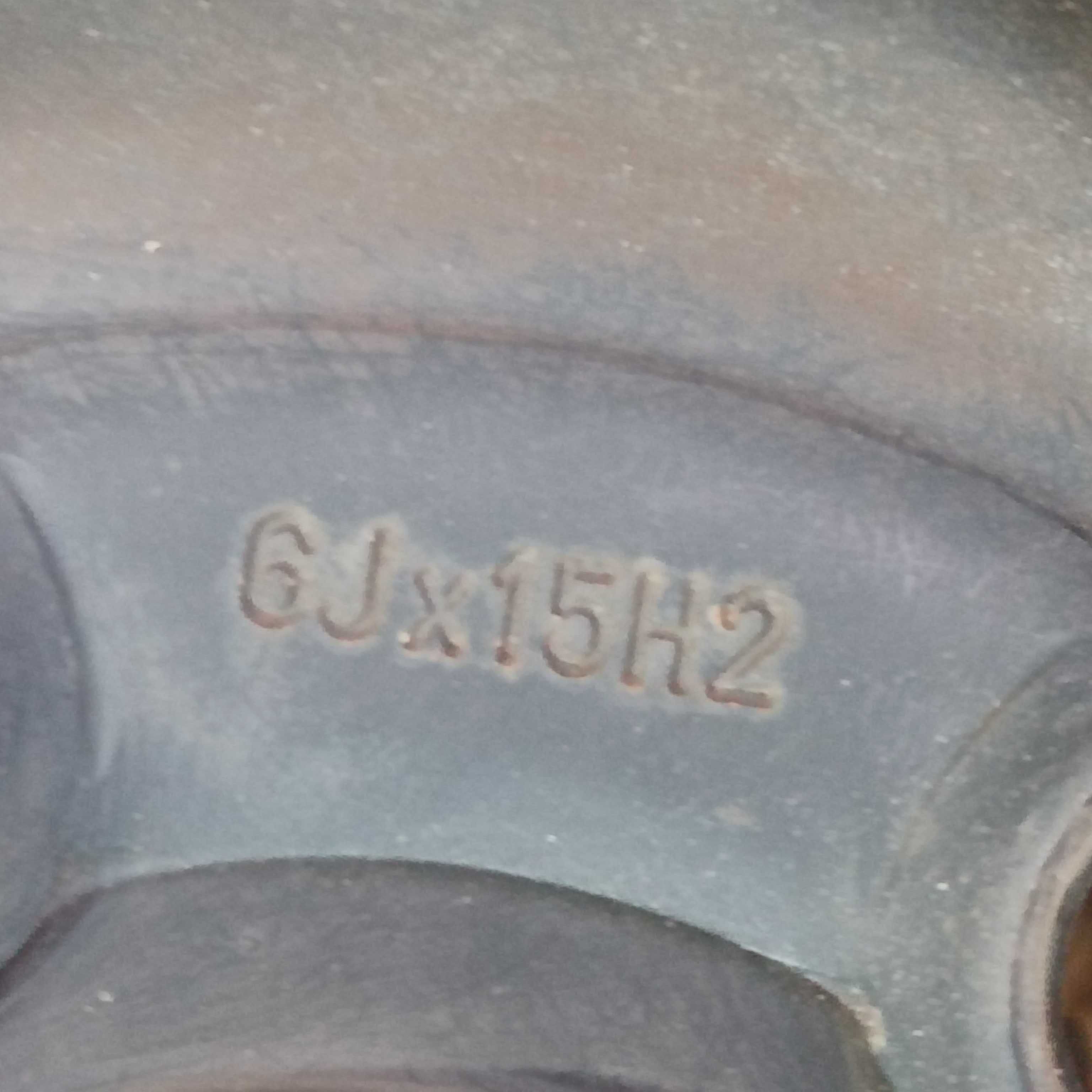 джанти от Голф 4.    . 15 цола
