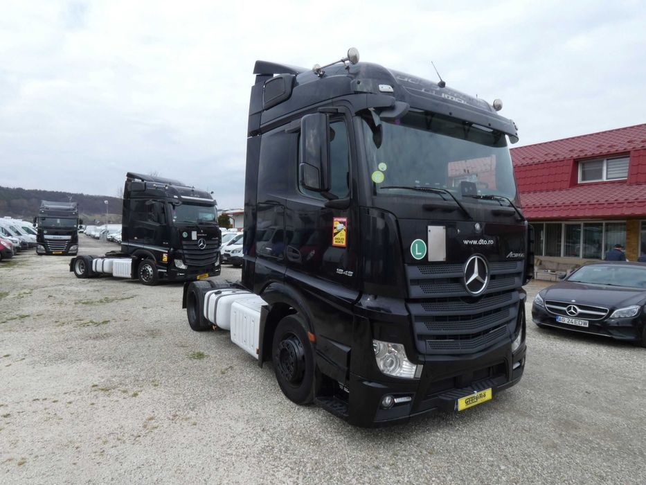 Mercedes Actros Mega / Stoc 2 unitati