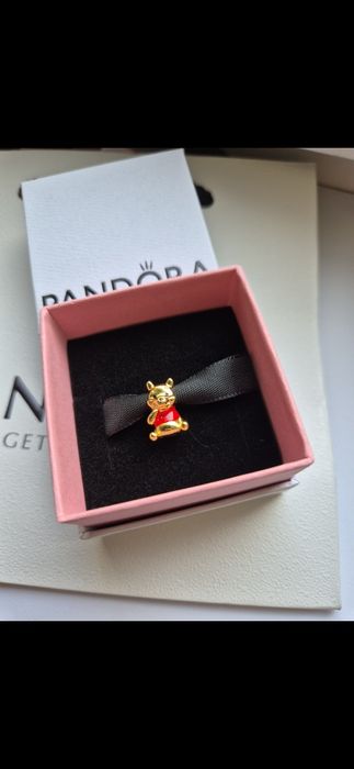 Charmuri si pandantive din argint cu stanta S925 diverse modele.