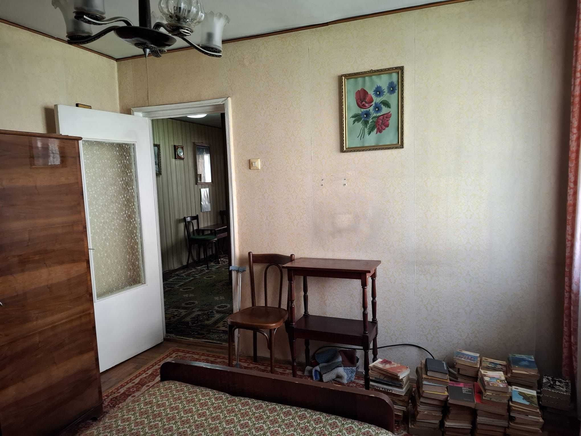 Precista Apartament 2 camere de vanzare