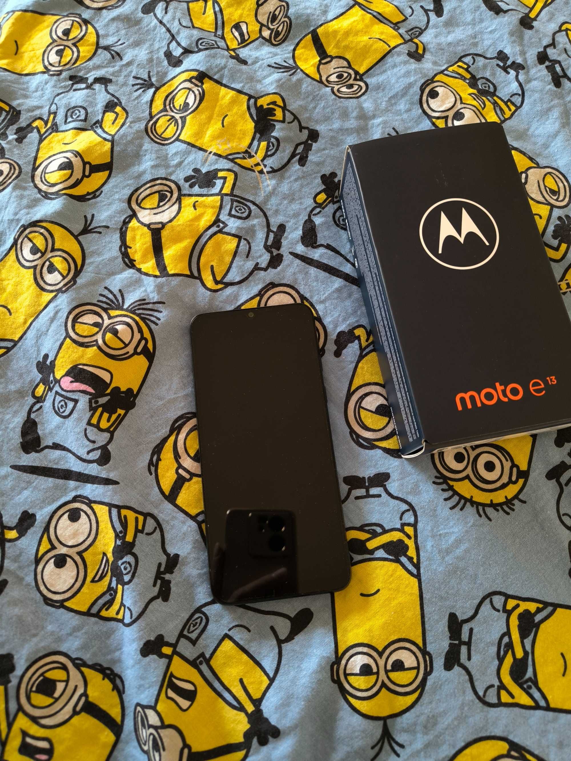 Motorola - moto e13