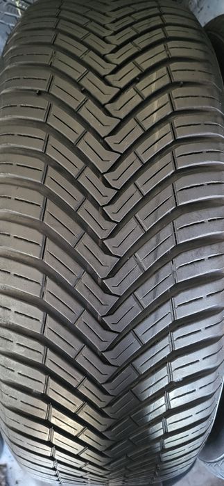 2 anvelope 235 60 18 continental all season 2022 6mm
