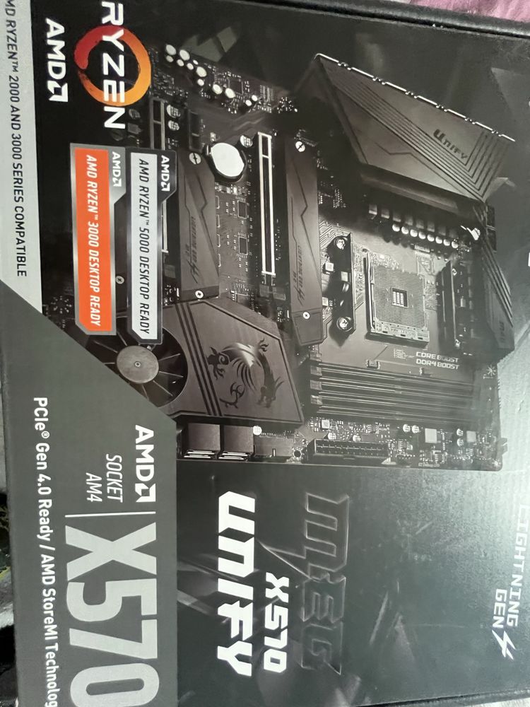 Vând kit gaming