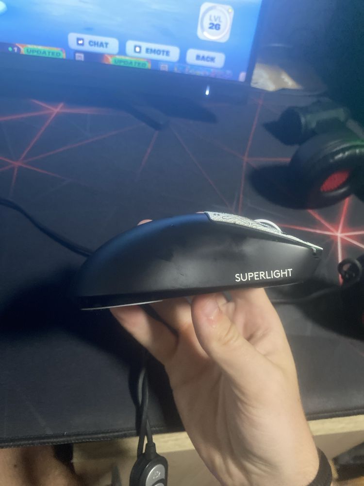 Продавам мишка logitech g pro x superlight