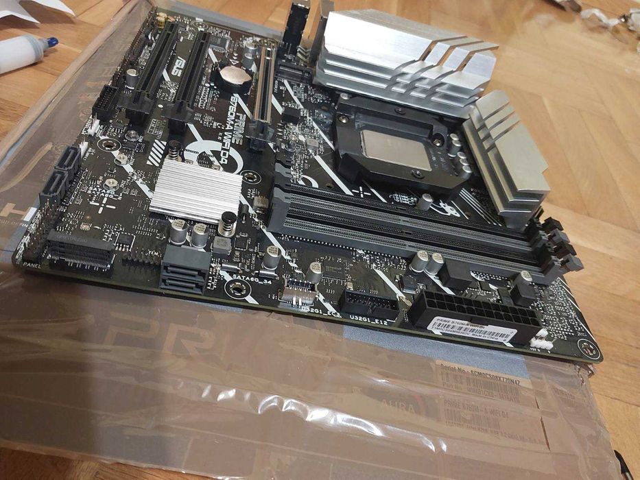 i7 13700 + Asus Prime B760M-A Wi-Fi D4 + ARCTIC Freezer III 240 A-RGB