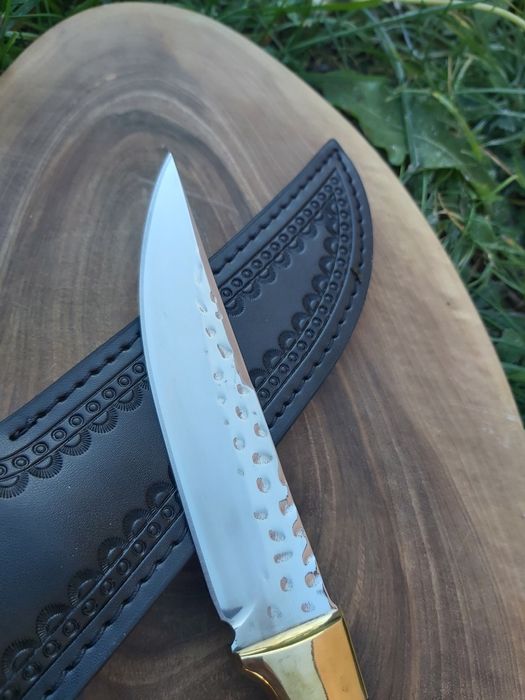 Ловен нож фултанг с кожена кания LN410