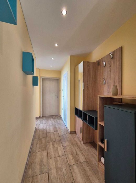 Продава се Тристаен апартамент в Русе, Център - 90 кв.м за 2212 €/кв.м - Снимка #12