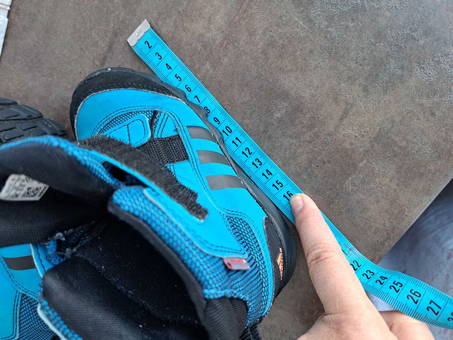 детски ботуши,зимни обувки,боти,апрески,Adidas номер26 за момче,адид