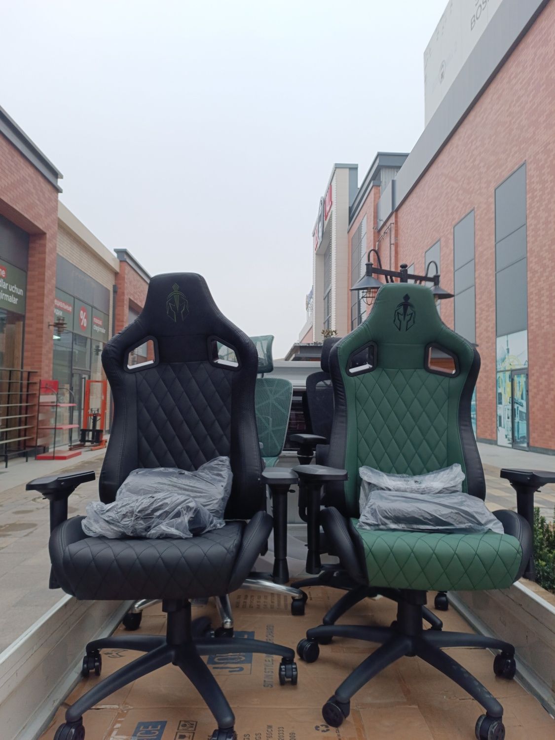 Кресло GG ArmorOne 4D спортивный игровые кресла со склада