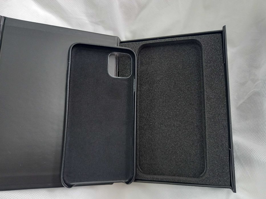 кейс за iPhone 11 Pro Max